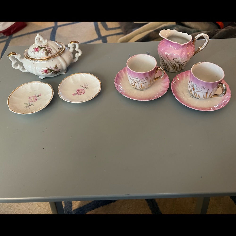 Miniature Tea Sets - No Label - Good Condition - Picture 4 of 5